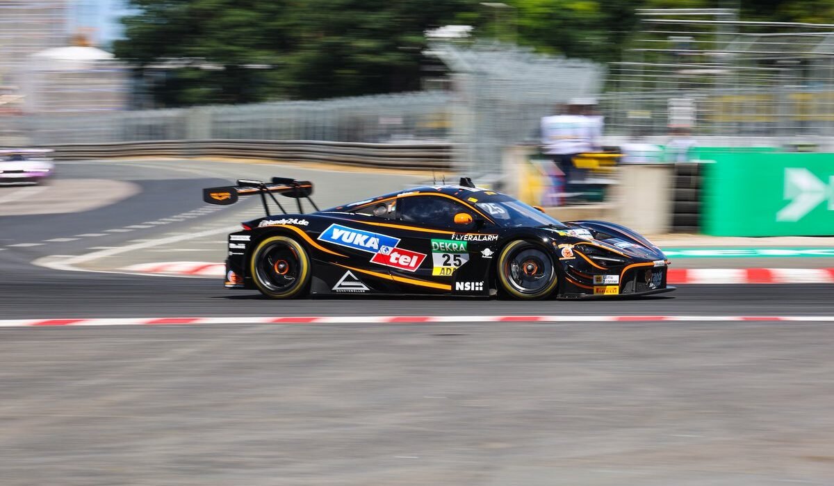 Ben Doerr sets surprising fastest lap in a McLaren 720S GT3 at Norisring Battle