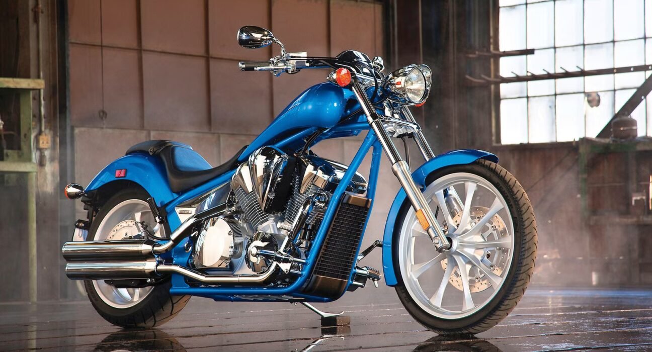 Cruiser with Japanese reliability and Harley-level appearance