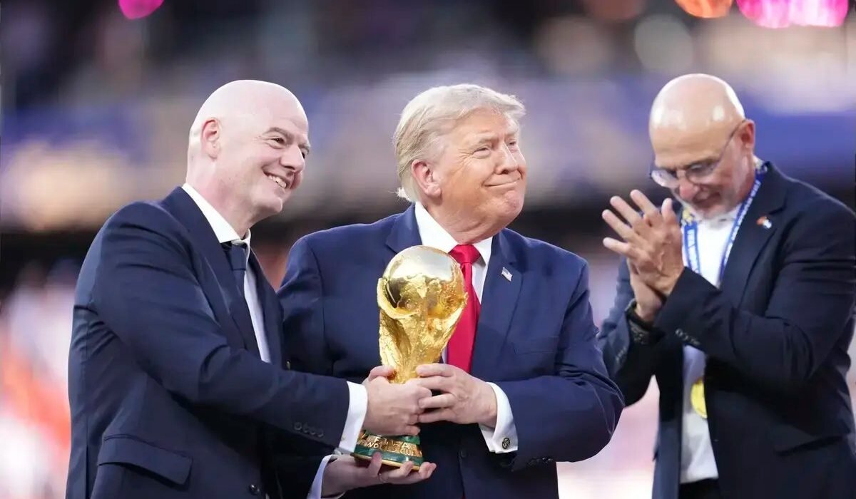 Donald Trump photobombs Spain's World Cup trophy lifting in New Jersey