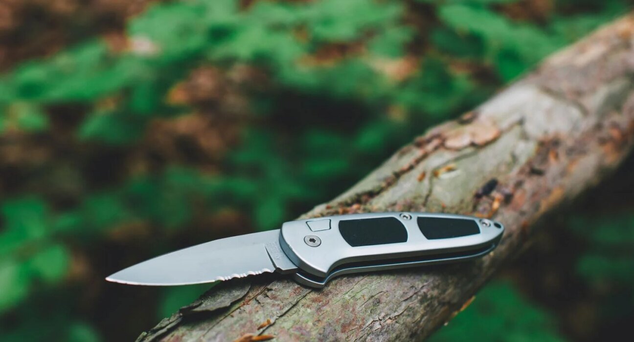EKnives: Family-owned knife shop raising the EDC standard with Microtek