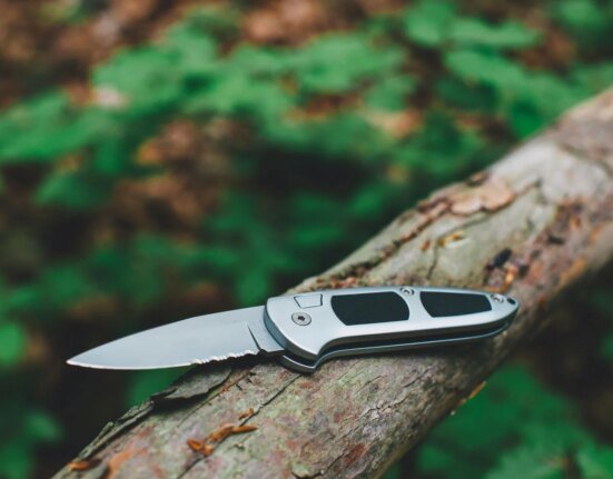 EKnives: Family-owned knife shop raising the EDC standard with Microtek