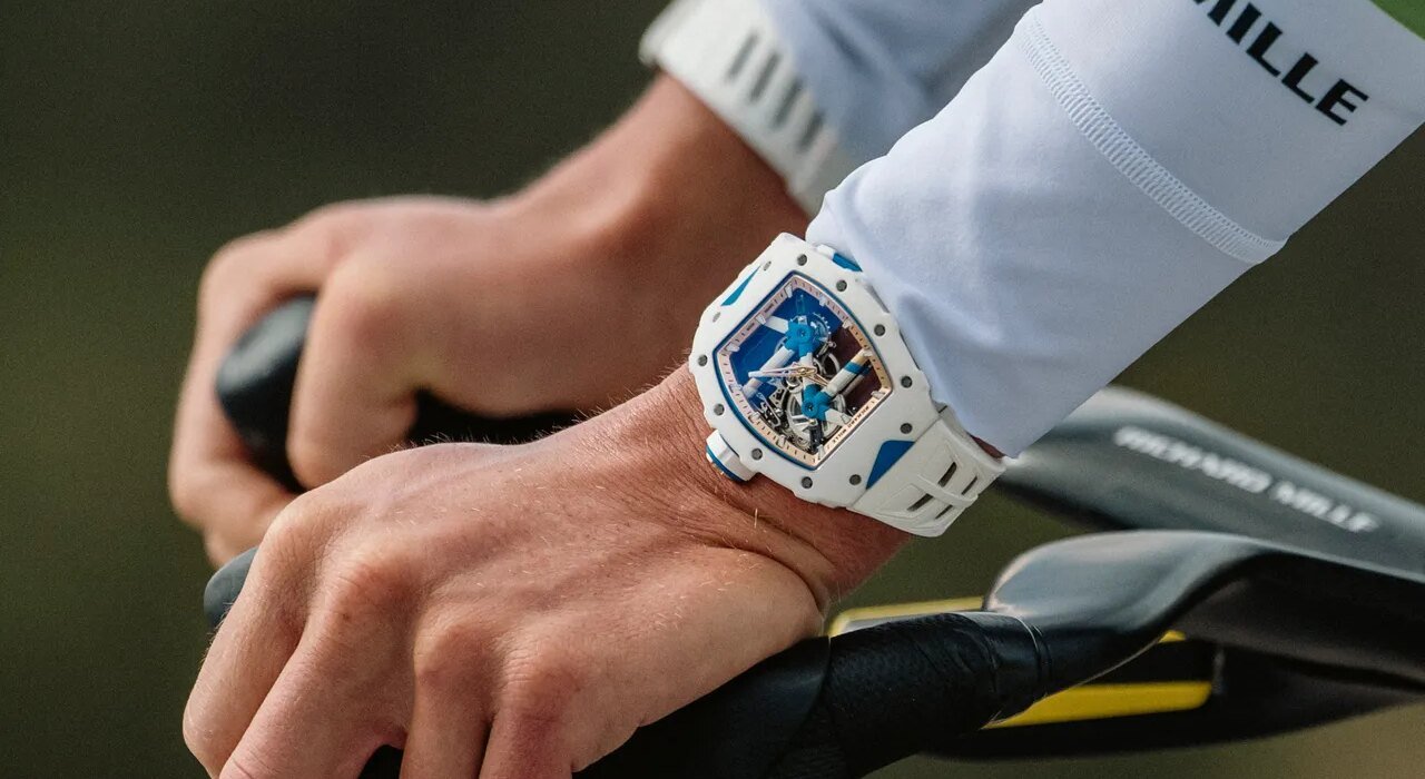 Four high-end watches serious collectors are preparing for summer