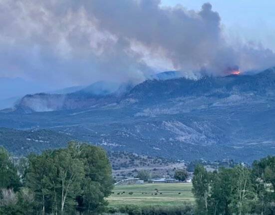 Gold Mountain fire burns thousands of acres in Colorado