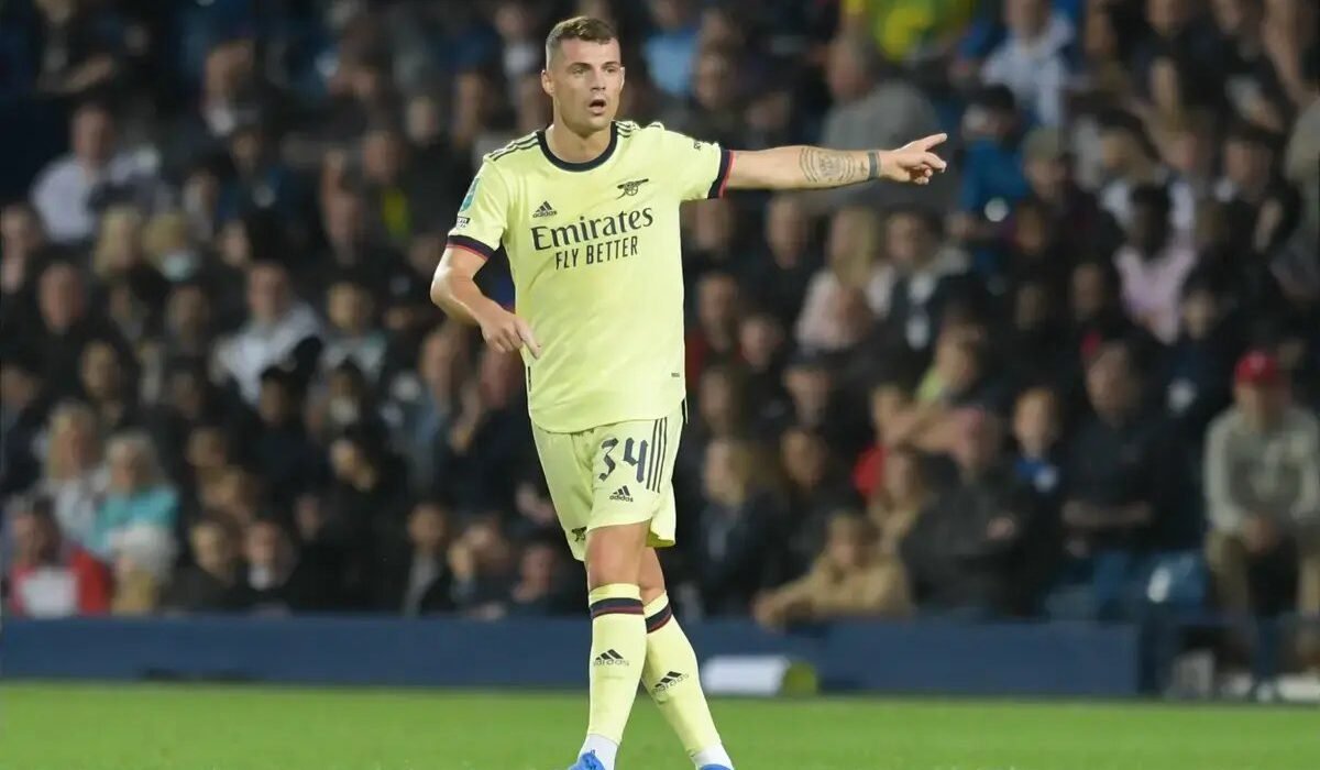 Granit Xhaka stuns Chelsea as Sunderland captain dashes £8million transfer hopes