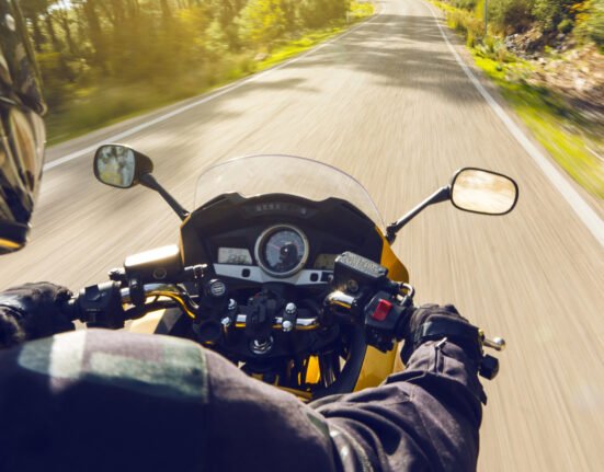 Here's what the 70/30 motorcycle brake rule means