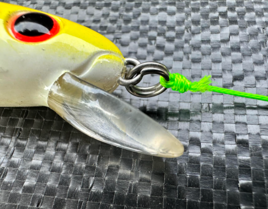 How to Tie a Uni Knot: This is a classic knot all fishermen should know