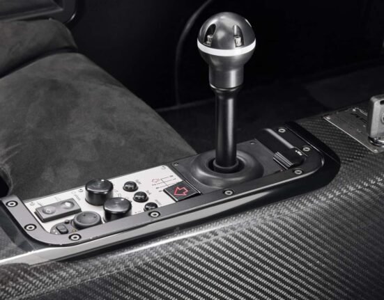 Is McLaren really bringing back the manual gearbox?