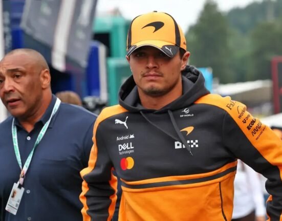Lando Norris reveals he felt humiliated after being followed for 40 minutes by paparazzi in London