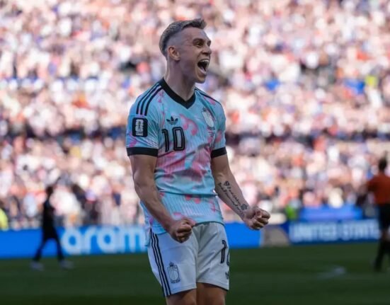 Leandro Trossard is set to join Besiktas after agreeing a €18 million fee with Arsenal