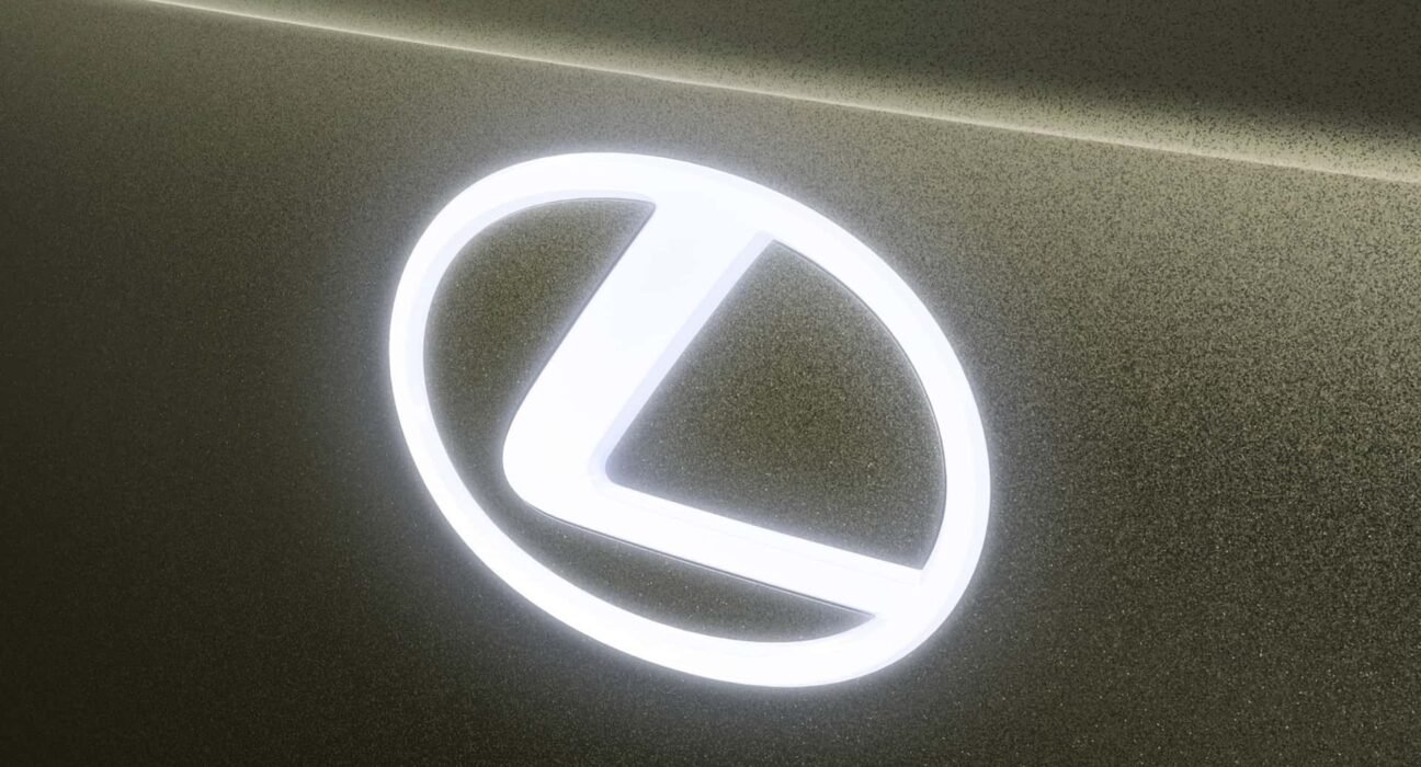 Lexus has the happiest dealers in America. Infinity doesn't