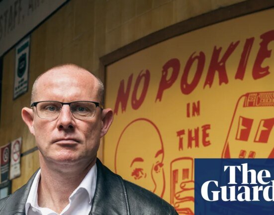 Meet Darcy Byrne, the Labor mayor working on pokies reform - Australian Politics Podcast | Australian politics
