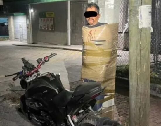 'Mexican Batman' is going to lead duct-taping motorcycle thieves to lampposts. muy bien