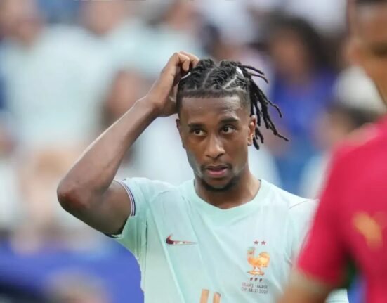 Michael Olise seeks talks with Bayern amid interest from Real Madrid