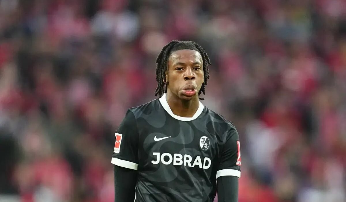 Newcastle prepare official bid to seal Johan Mzambi transfer within 24 hours