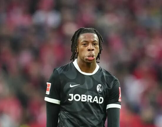 Newcastle prepare official bid to seal Johan Mzambi transfer within 24 hours