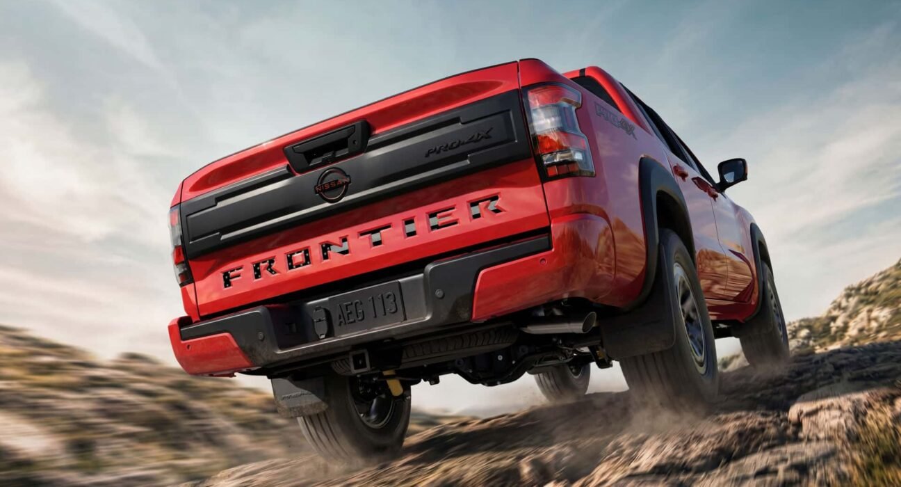 Nissan gives the Frontier a star-spangled makeover