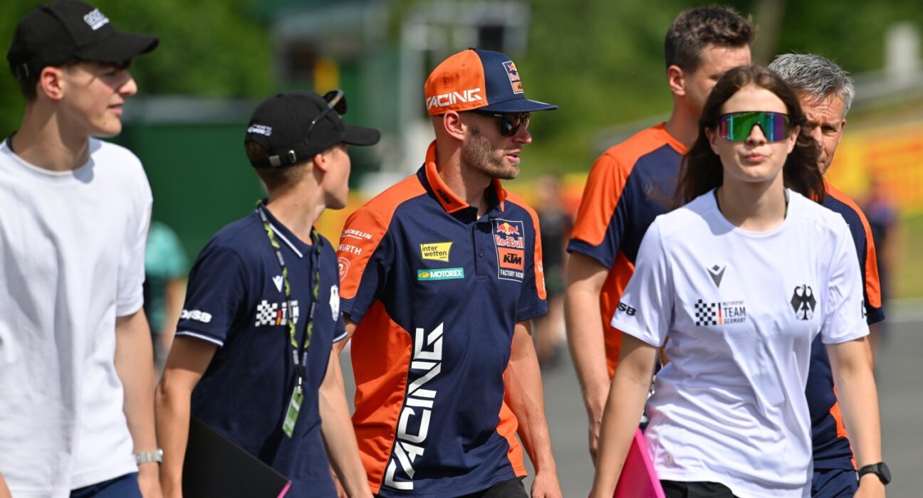 Pedro Acosta says he would give his MotoGP bike to Brad Binder without hesitation