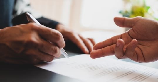 Podcast #1,126: The Secret Skills of Master Negotiators