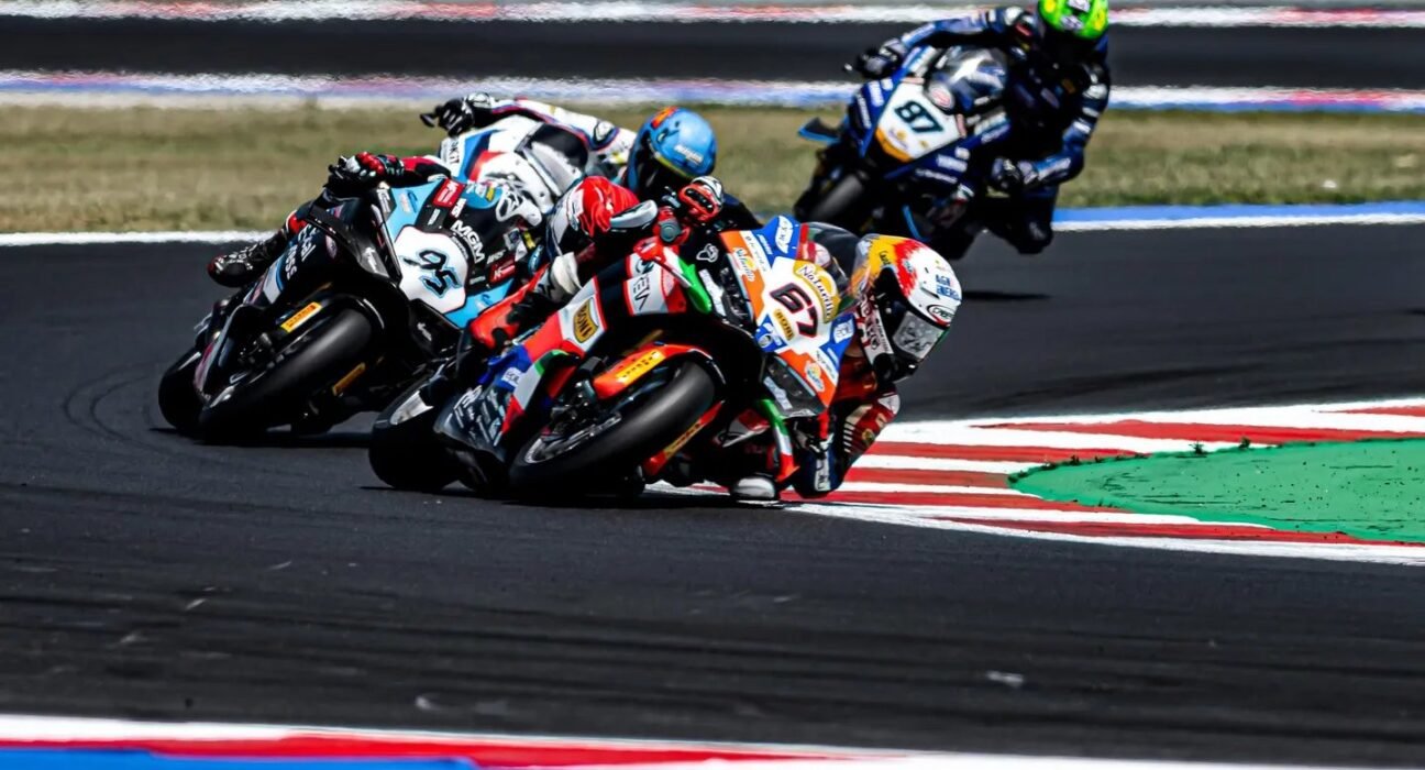 Production motorcycles vs. WorldSBK race bikes: how different is the motorcycle you buy from the one racing in the Superbike World Championship?