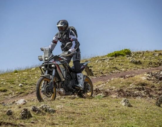 QJ Motors SRT 450RX offers premium equipment and A2-ready performance at a competitive price