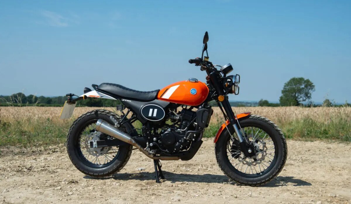 Quick Spin: AJS JFT 125
