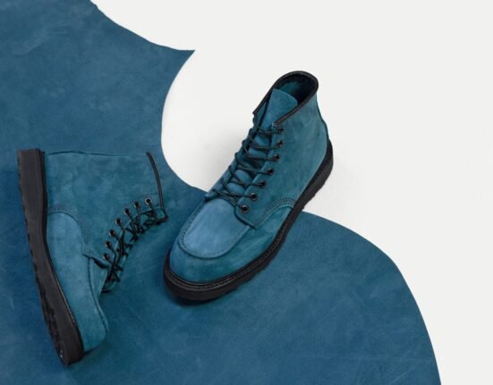 Red Wing Heritage's Classic Moc Gets an Indigo-Inspired MakeoverRed Wing Heritage Launches New Tidal Blue Classic Moc Boot