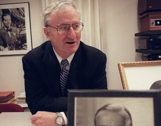 Robert Kimball, who helped uncover treasure trove of Broadway history, dies at 86