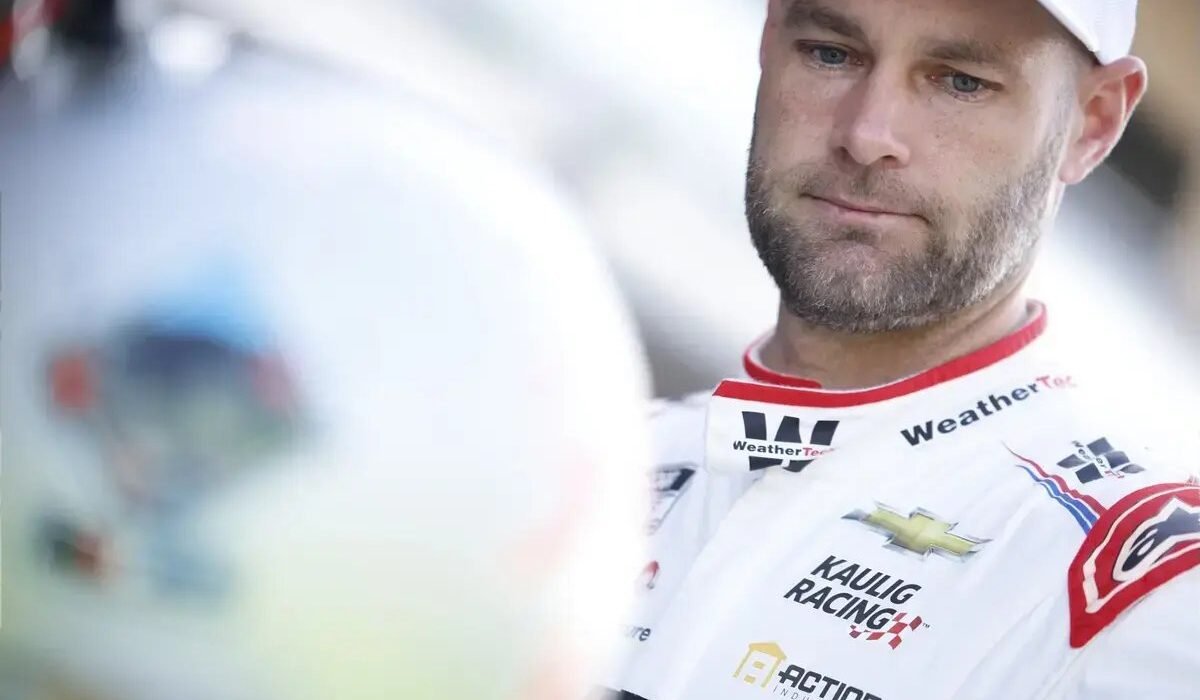 Shane van Gisbergen reveals Austin Hill's threats after tense NASCAR meeting
