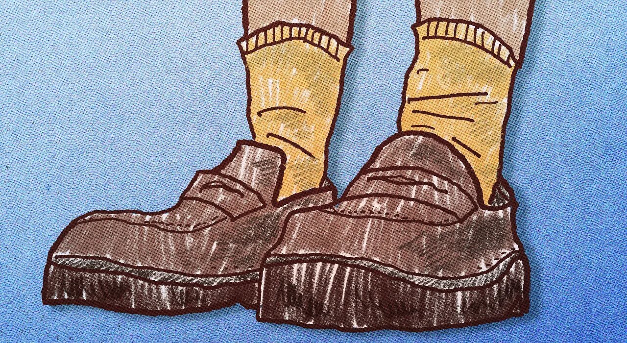Should you wear socks with loafers?