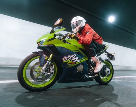 The ZXMoto 500RR brings back a forgotten formula: four cylinders, 84 hp and a competitive attitude. A challenge to the Kawasaki ZX-4RR, Honda CBR650R and the new generation of Chinese sportbikes?