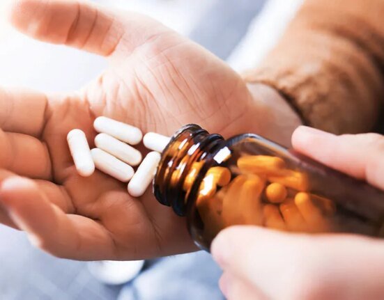 The largest opioid study to date shows that popular painkillers provide limited relief and pose serious risks.