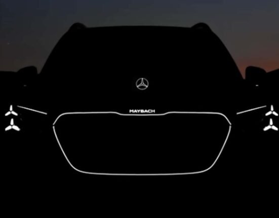 The new Maybach GLS shows its face for the first time