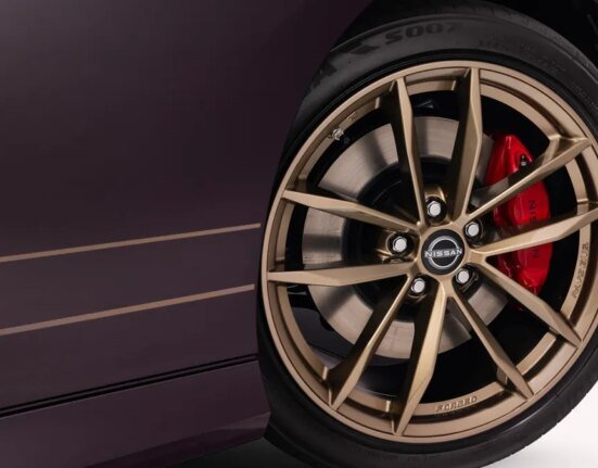 There's an entire performance car hierarchy coded behind brake caliper colors