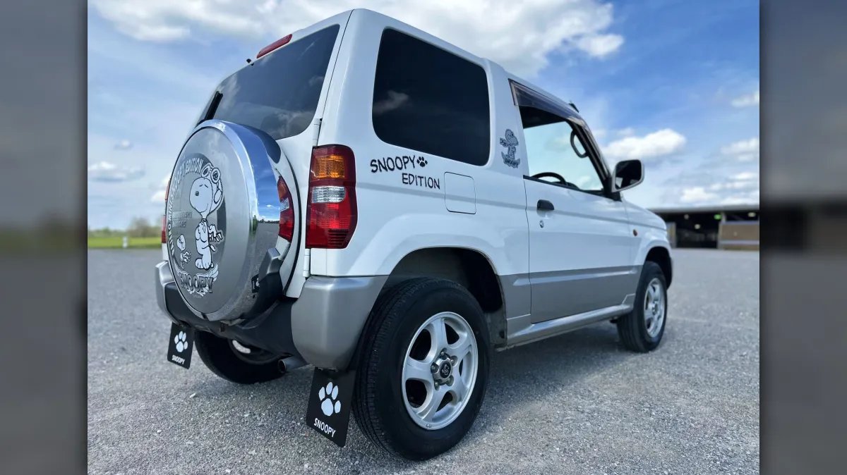 This Mitsubishi Pajero Mini is a Factory JDM Snoopy Edition