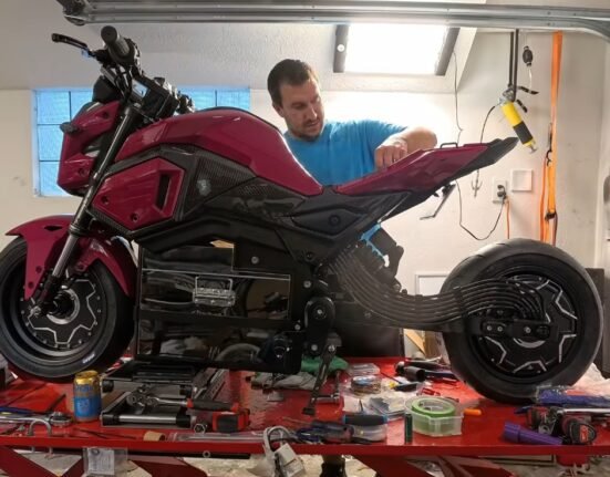 This electric Honda Grom makes 63 hp and 542 Nm with hub motor conversion