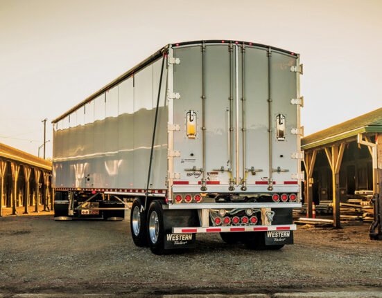 Trailer orders gradually reach seasonal levels in June