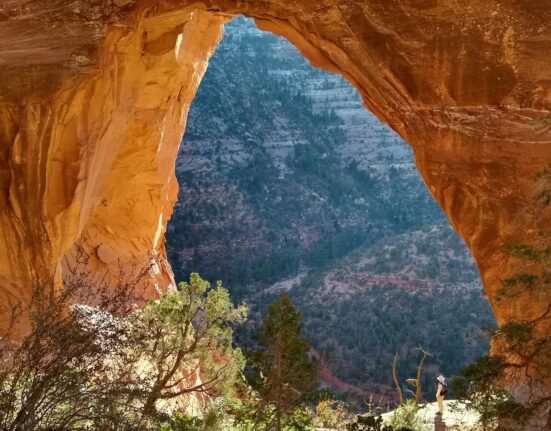 Trump will reportedly shorten Bears Ears and Grand Staircase-Escalante next week