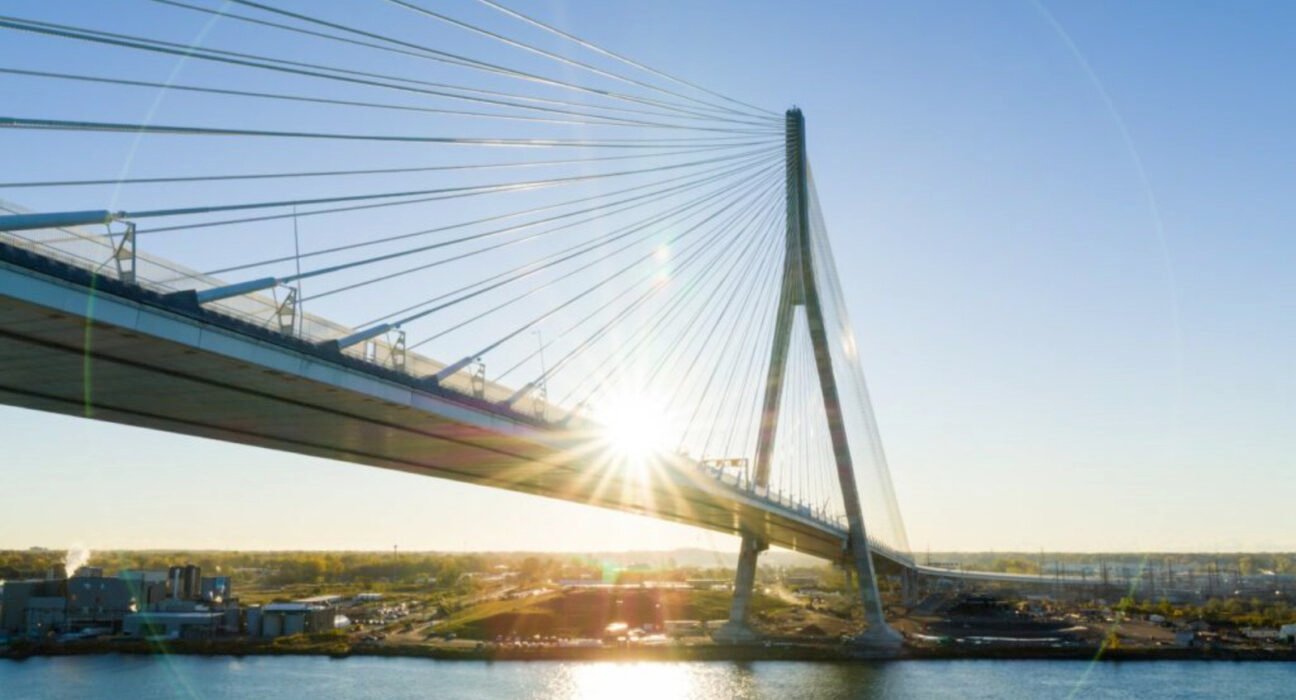 Trump's Ambassador to Canada Gordie Howe Is Right (And Very Wrong) About the Bridge