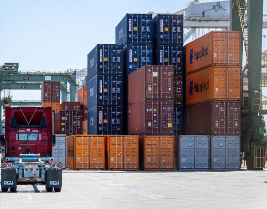 US goods trade deficit narrows due to decline in imports