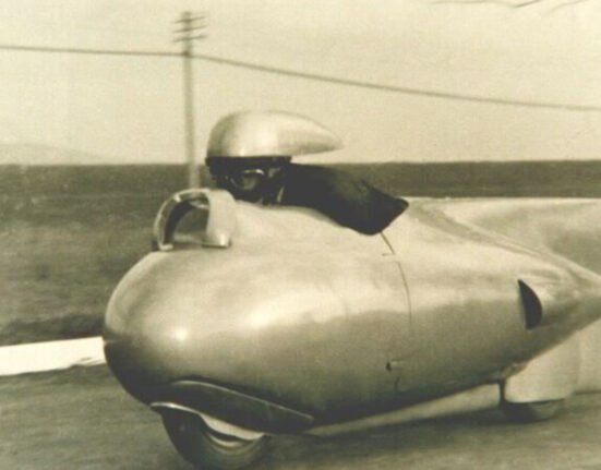 Vespa spent its first decade trying its hand at racing, resulting in some strange models and record-setting runs.
