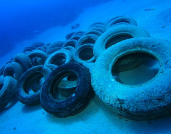 Why did 2 million tires end up on the ocean floor near Florida in the 70s?