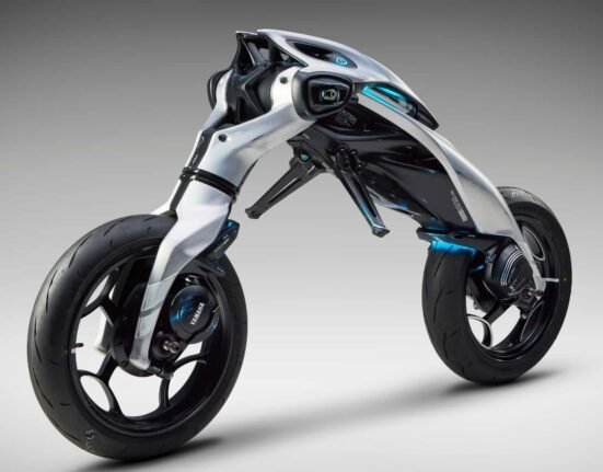 Yamaha wins design award for this weird, bending, self-tilting robot motorcycle